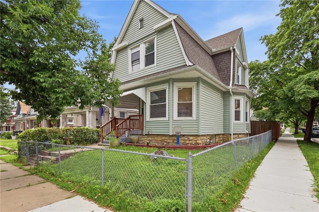 Photo of 1321 W 40th Street Kansas City MO 64111