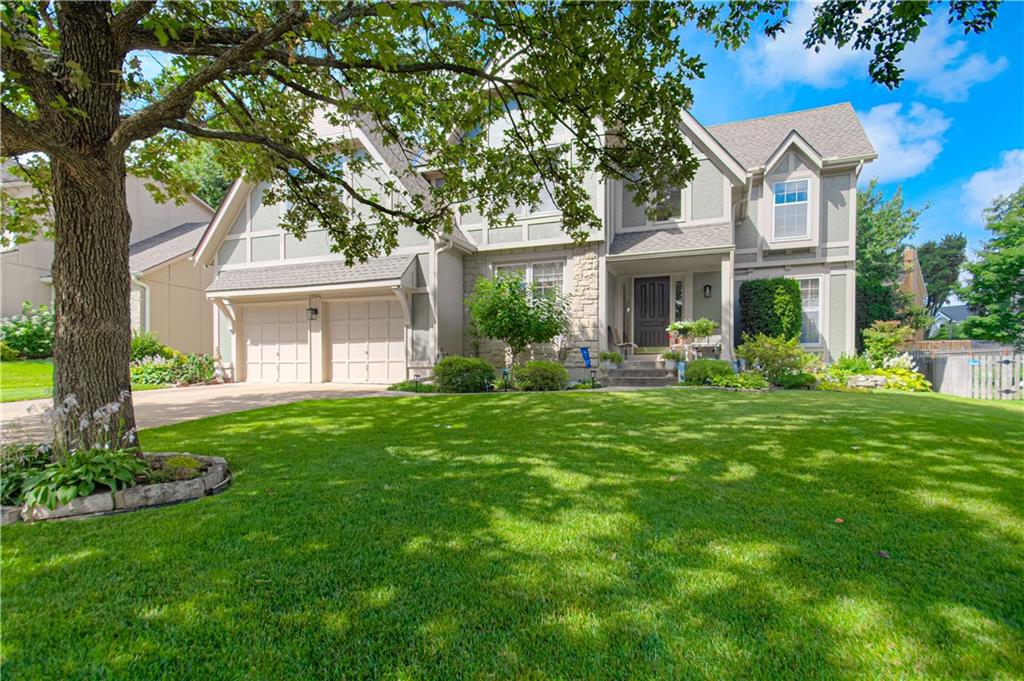 Photo of 12814 Bond Street Overland Park KS 66213