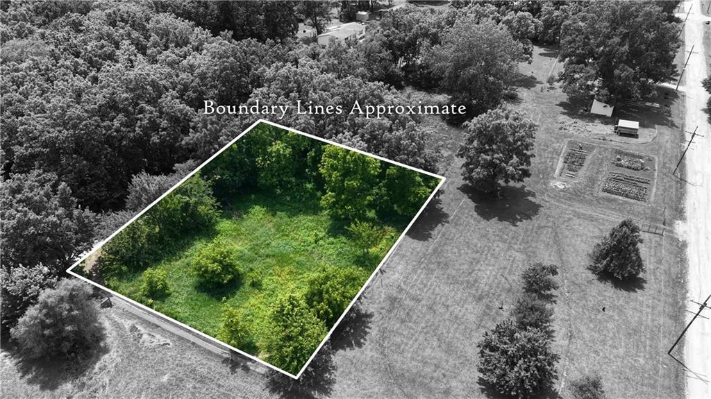 Photo of 617 E Arthur Street Hamilton MO 64644