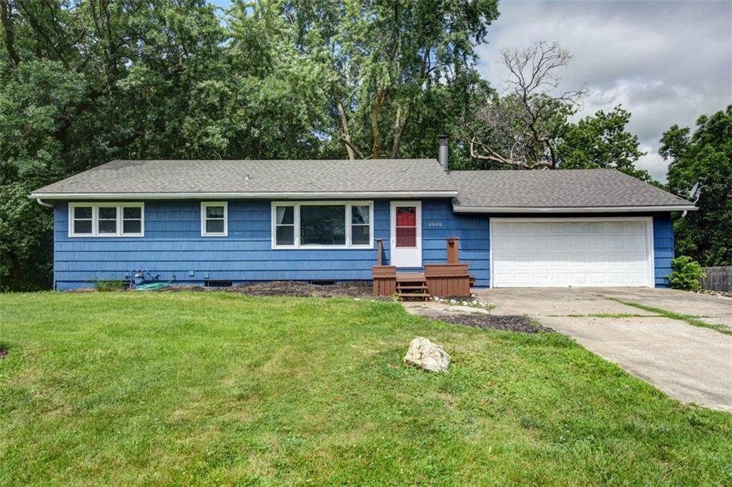 Photo of 8840 N Forest Avenue Kansas City MO 64155