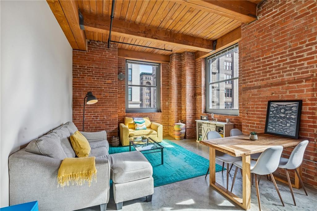 Photo of 712 Broadway Boulevard #406 Kansas City MO 64105
