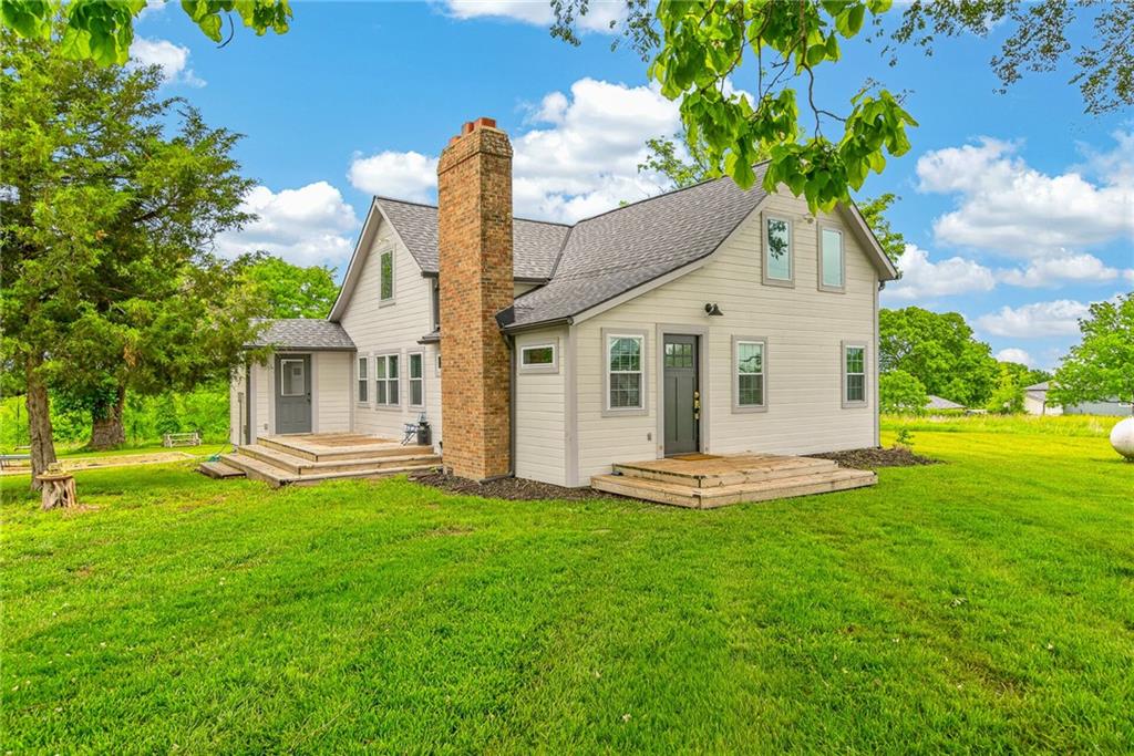 Photo of 25406 E 267th Street Harrisonville MO 64701