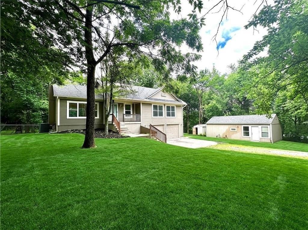 Photo of 530 NW 1891st Road Kingsville MO 64061