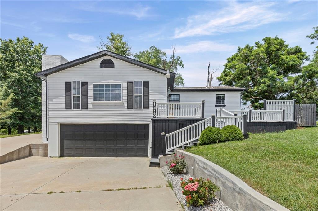 Photo of 12720 W 55th Terrace Shawnee KS 66216