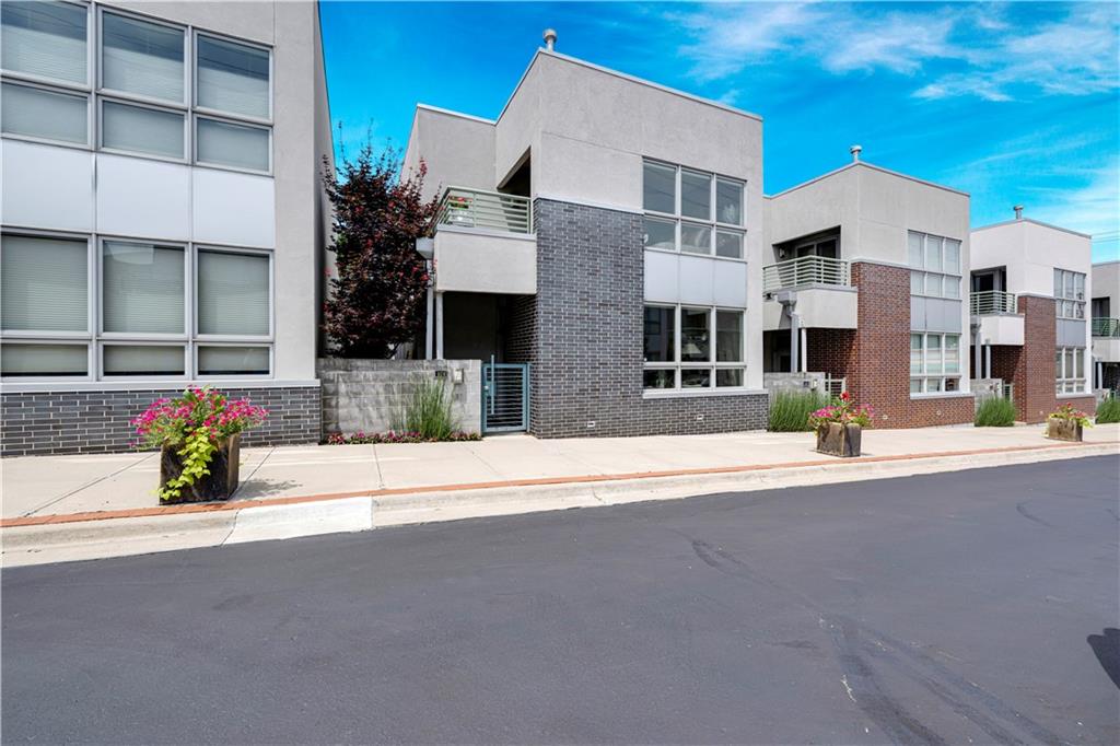 Photo of 514 Oak Street Kansas City MO 64106