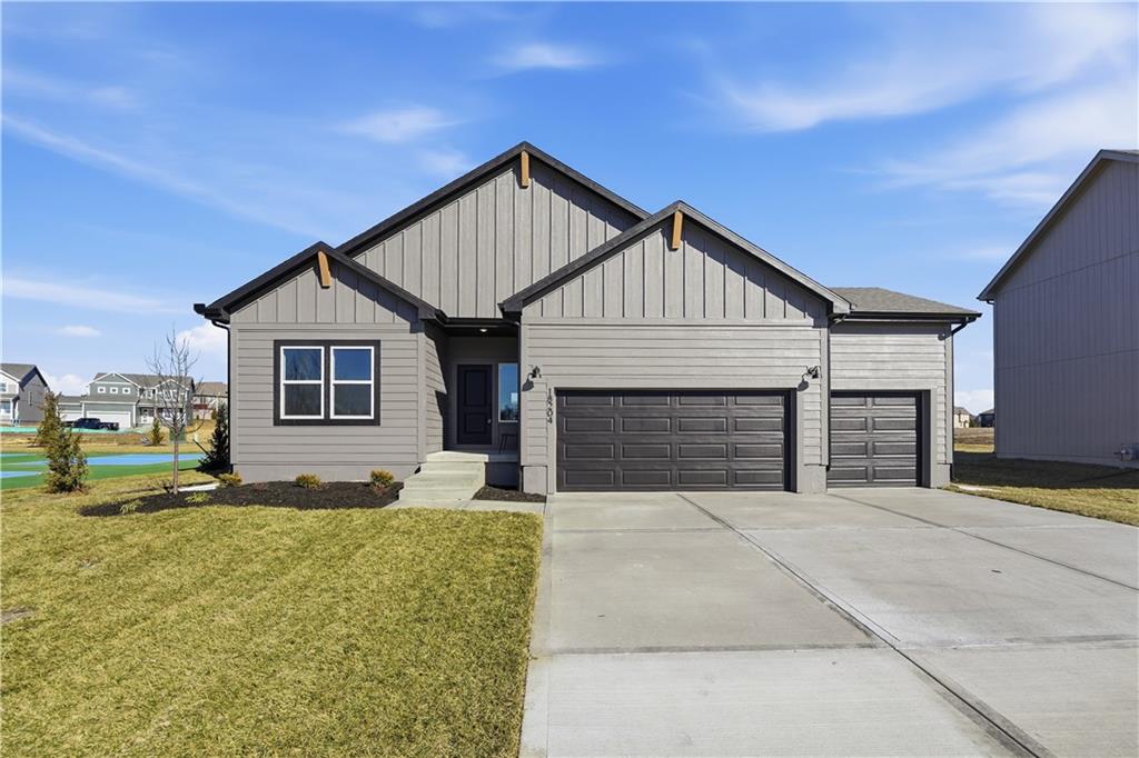 Photo of 16649 Lawson Street Olathe KS 66062