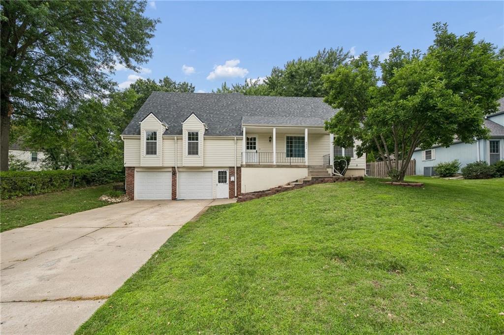 Photo of 6804 N Agnes Avenue Gladstone MO 64119