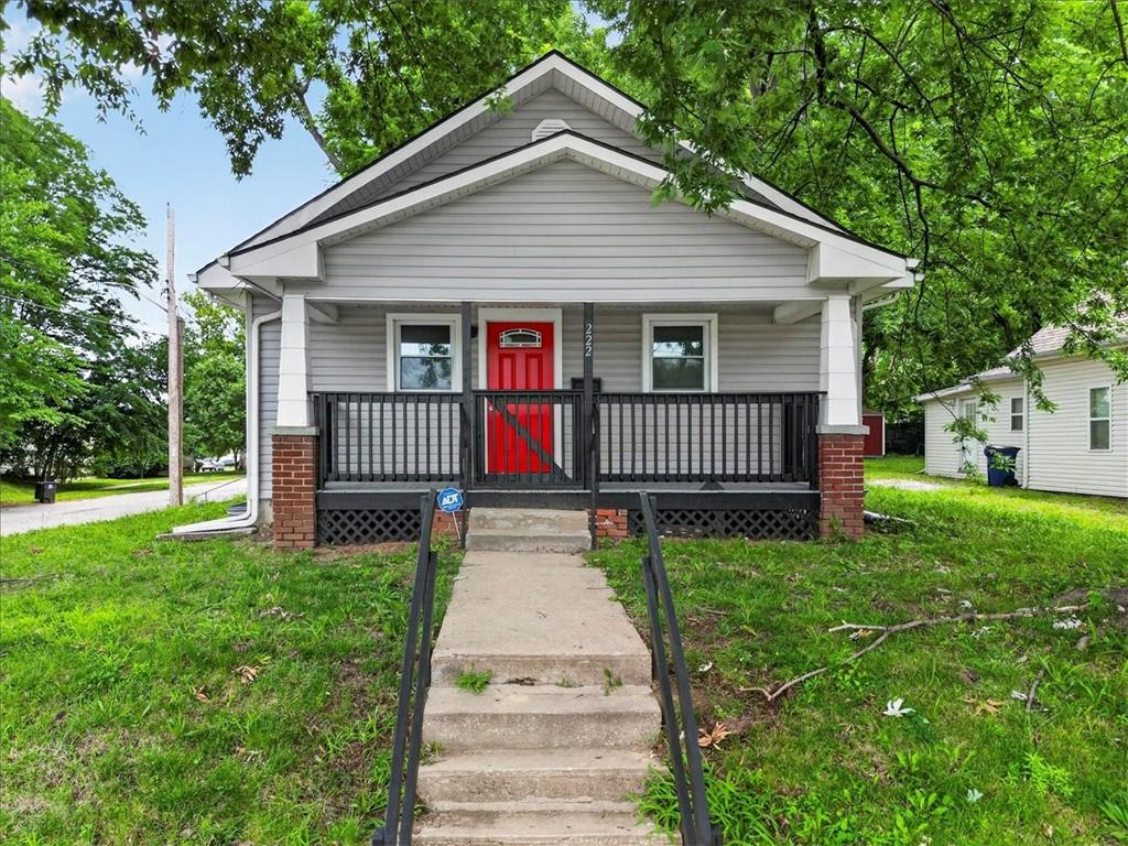 Photo of 222 W Mill Street Independence MO 64050