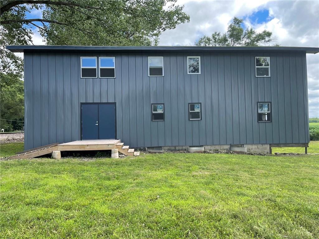 Photo of 7050 NW Railroad Avenue Waldron MO 64092