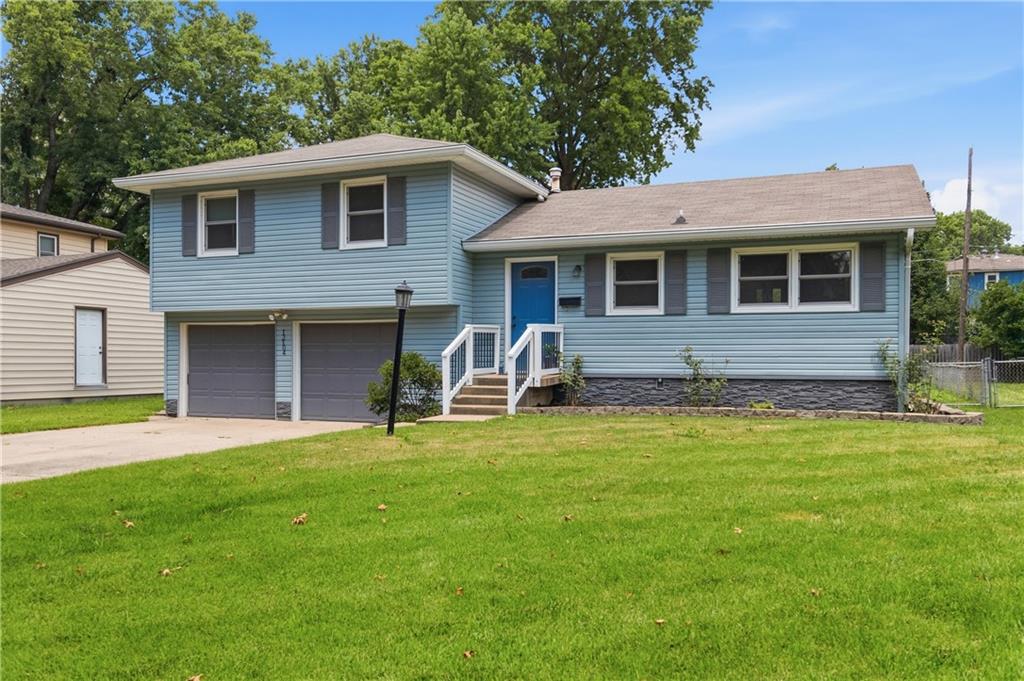 Photo of 12104 W 93rd Street Lenexa KS 66215