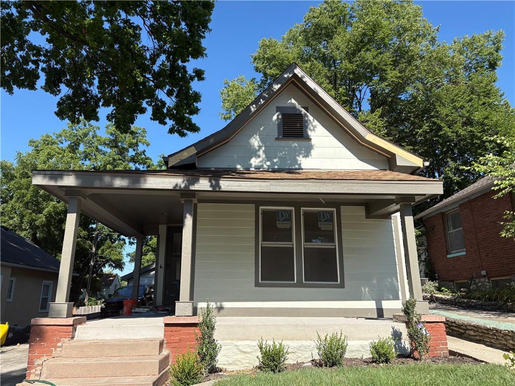 Photo of 4812 Mercier Street Kansas City MO 64112
