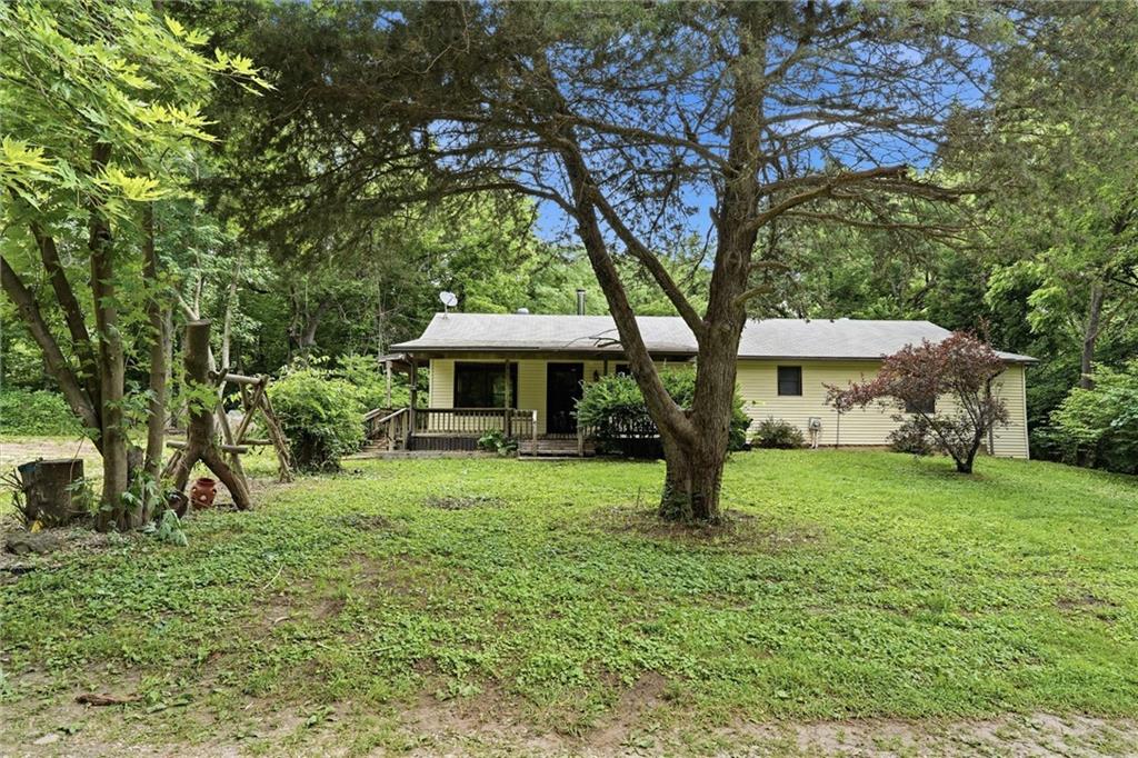 Photo of 17052 Dempsey Road Leavenworth KS 66048