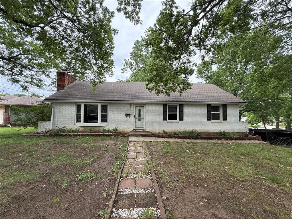 Photo of 5008 Spring Street Kansas City MO 64133