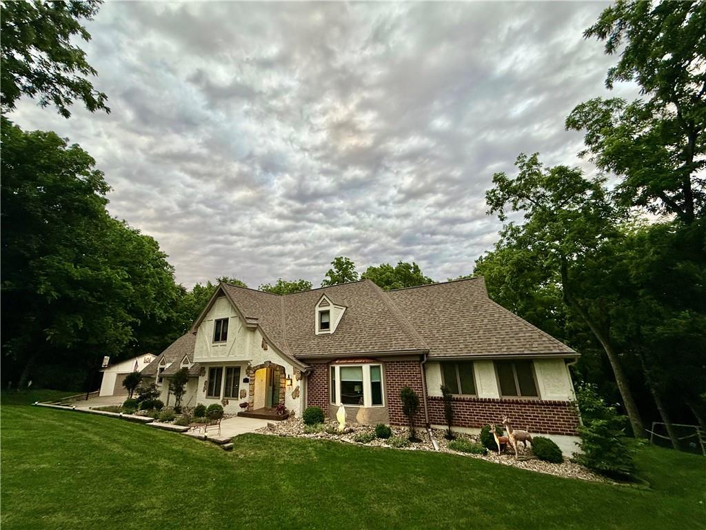 Photo of 1911 NW Wildwood Court Blue Springs MO 64015