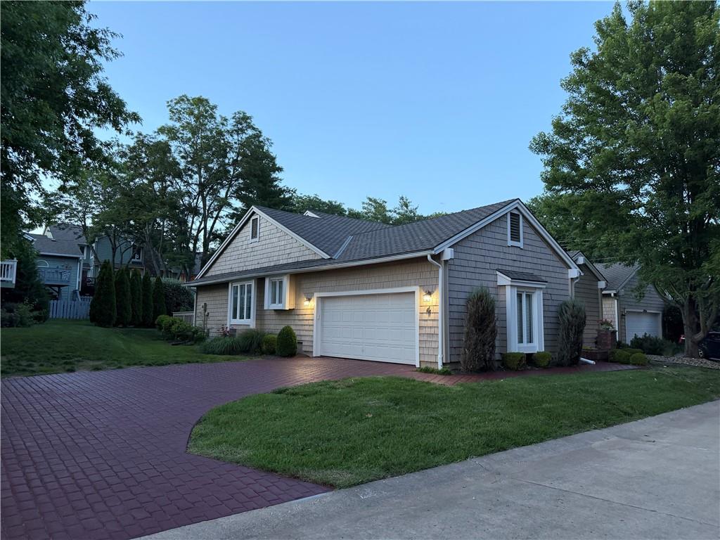 Photo of 4 W 127th Street Kansas City MO 64145