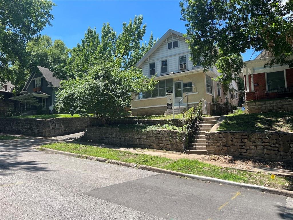Photo of 4512 Terrace Street Kansas City MO 64111