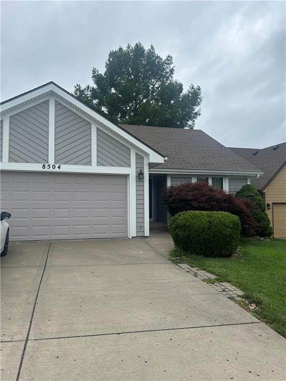 Photo of 8504 NW Chatham Avenue Kansas City MO 64154