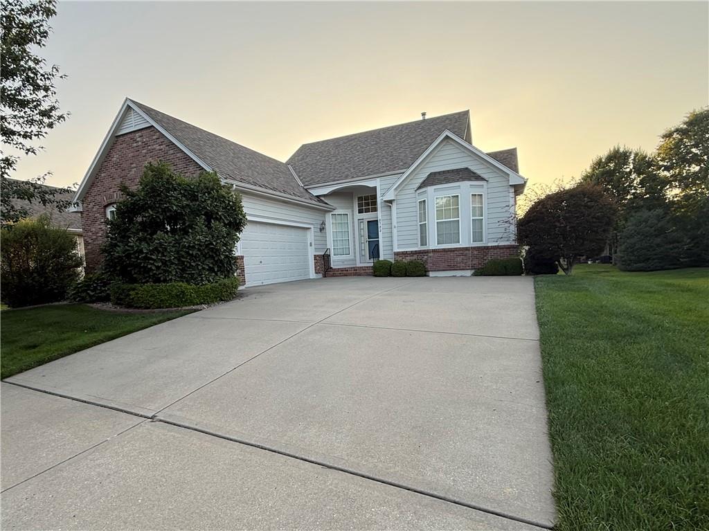 Photo of 2722 S Brentwood Drive Independence MO 64055