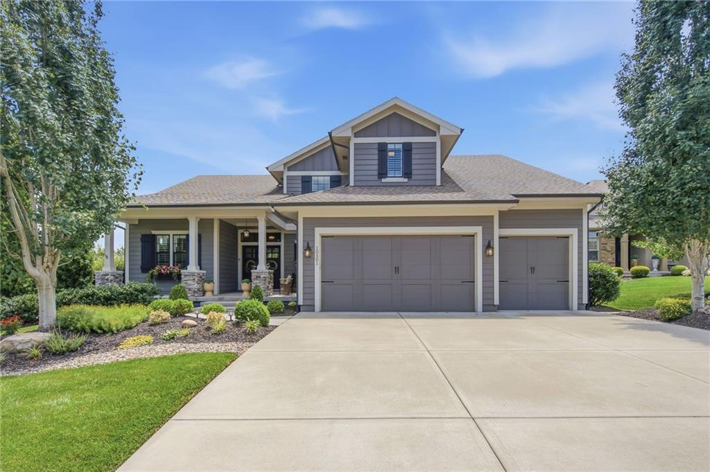 Photo of 10501 W 160th Street Overland Park KS 66221