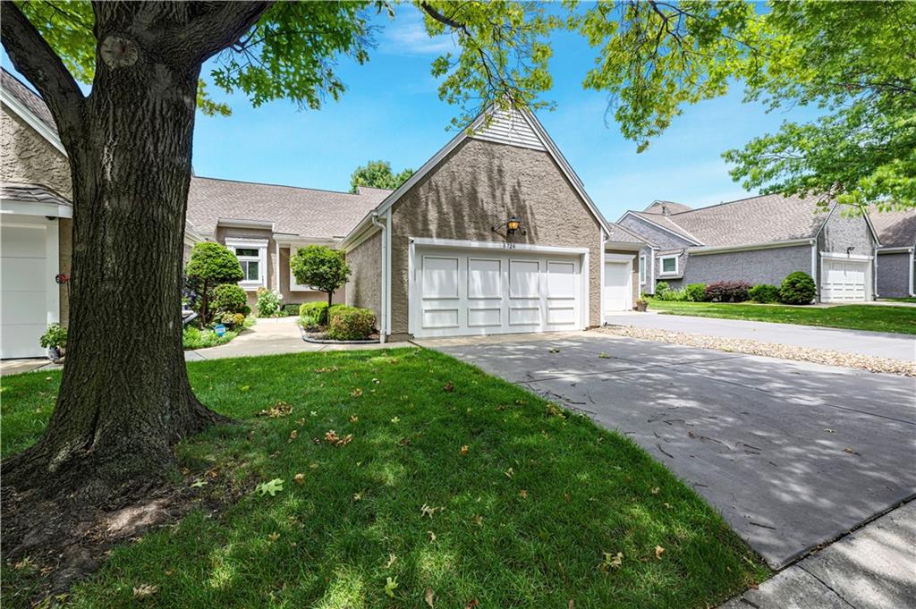 Photo of 6724 W 126th Court Leawood KS 66209