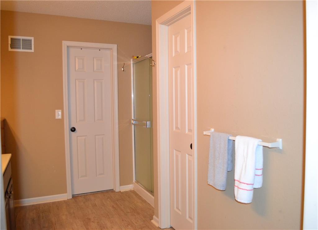 Photo of 20 NW 95th Place Kansas City MO 64155