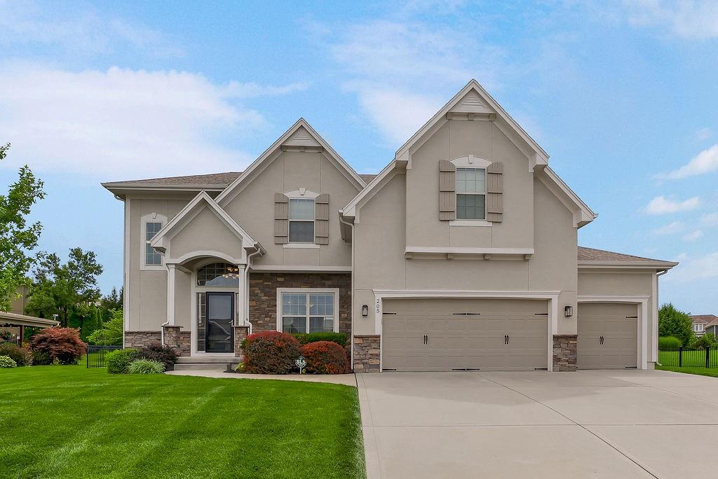 Photo of 205 SE Waterwheel Lane Lee's Summit MO 64063