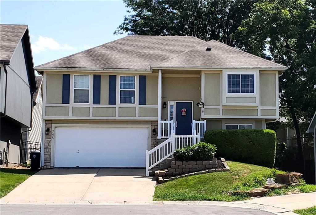 Photo of 745 E 124TH Street Kansas City MO 64146