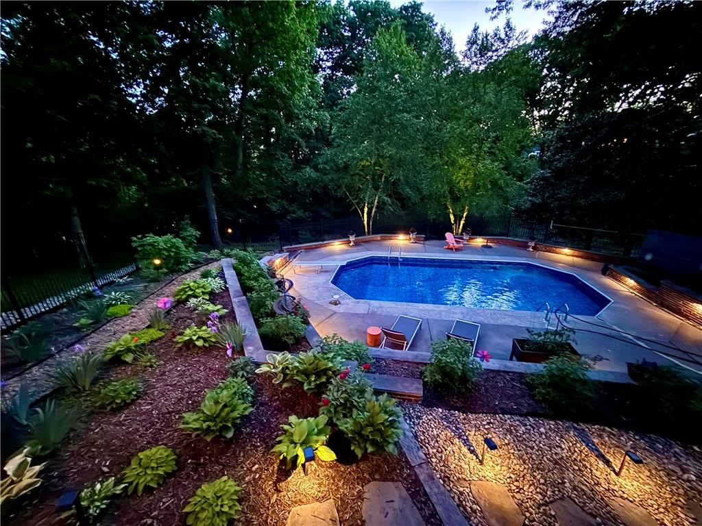 Photo of 4126 NW Claymont Drive Kansas City MO 64116
