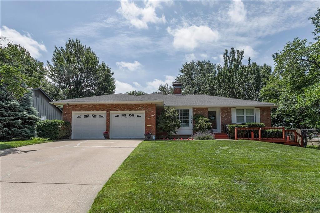 Photo of 7415 W 74th Street Overland Park KS 66204