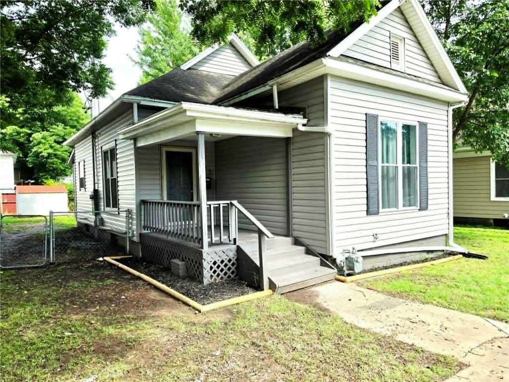 Photo of 903 Oak Street Pittsburg KS 66762