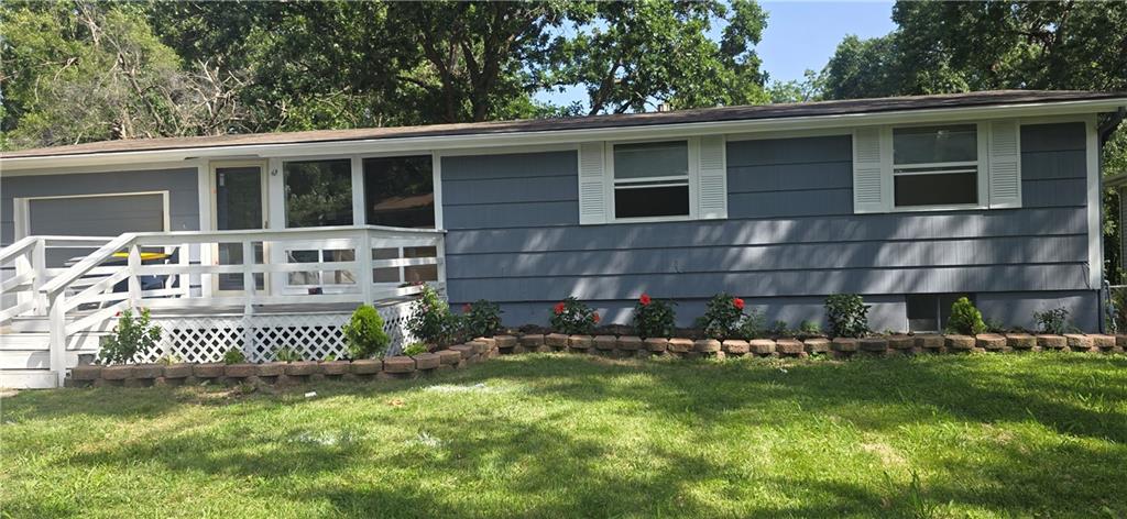 Photo of 3617 NE Cypress Drive Kansas City MO 64117