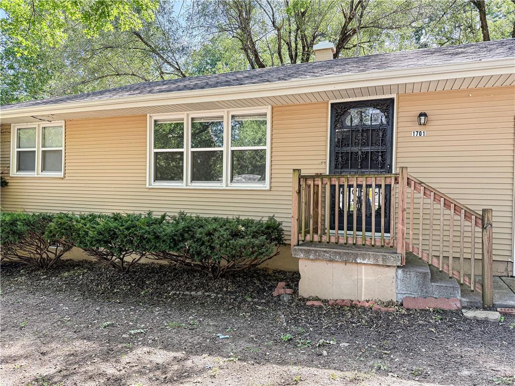Photo of 1701 N Kiger Road Independence MO 64050