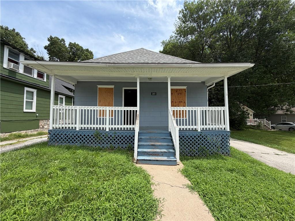 Photo of 203 N Crysler Avenue Independence MO 64050