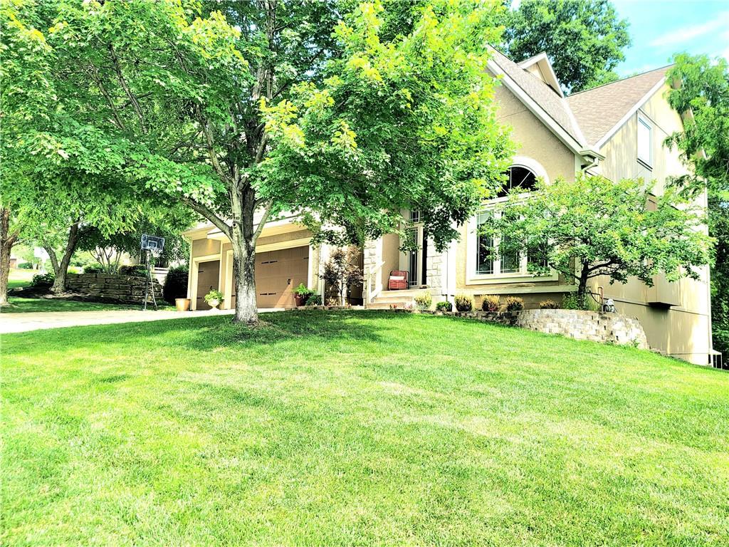 Photo of 14712 W 70th Street Shawnee KS 66216