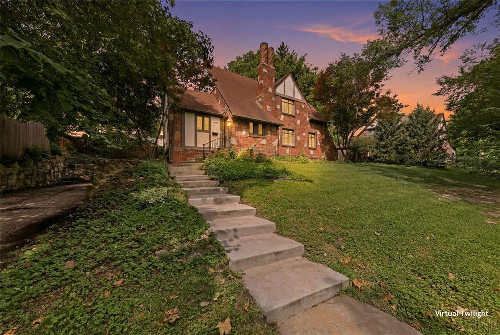 Photo of 6712 Linden Road Kansas City MO 64113