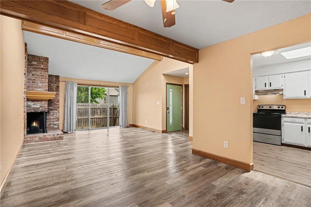 Photo of 11321 Calico Drive Kansas City MO 64137