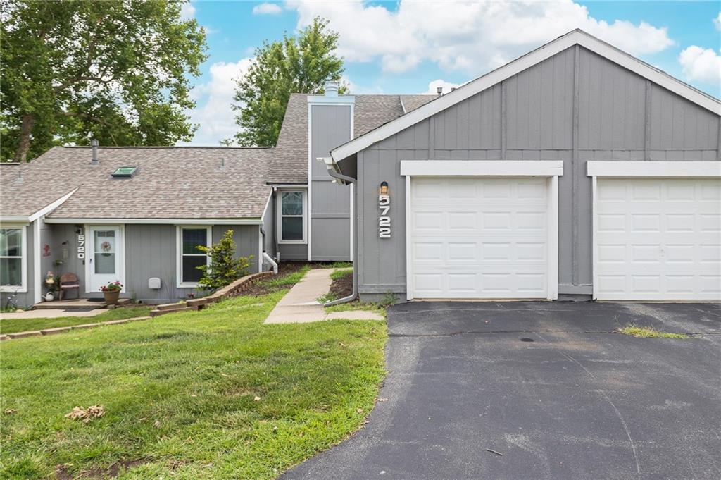 Photo of 5722 N London Avenue Kansas City MO 64152