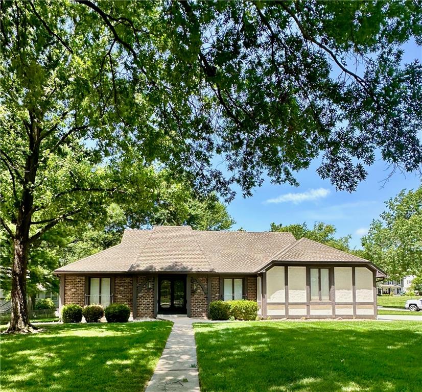 Photo of 12820 Sagamore Road Leawood KS 66209