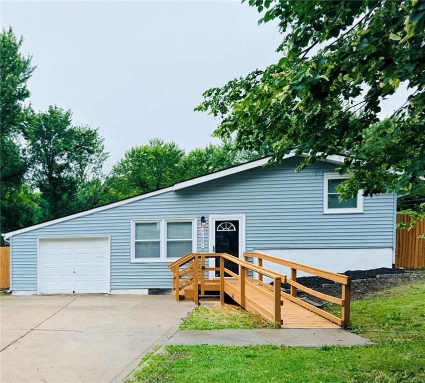 Photo of 11221 Herrick Avenue Kansas City MO 64134