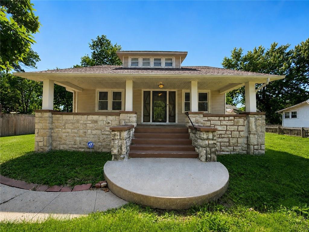 Photo of 5742 Garnett Street Shawnee KS 66203