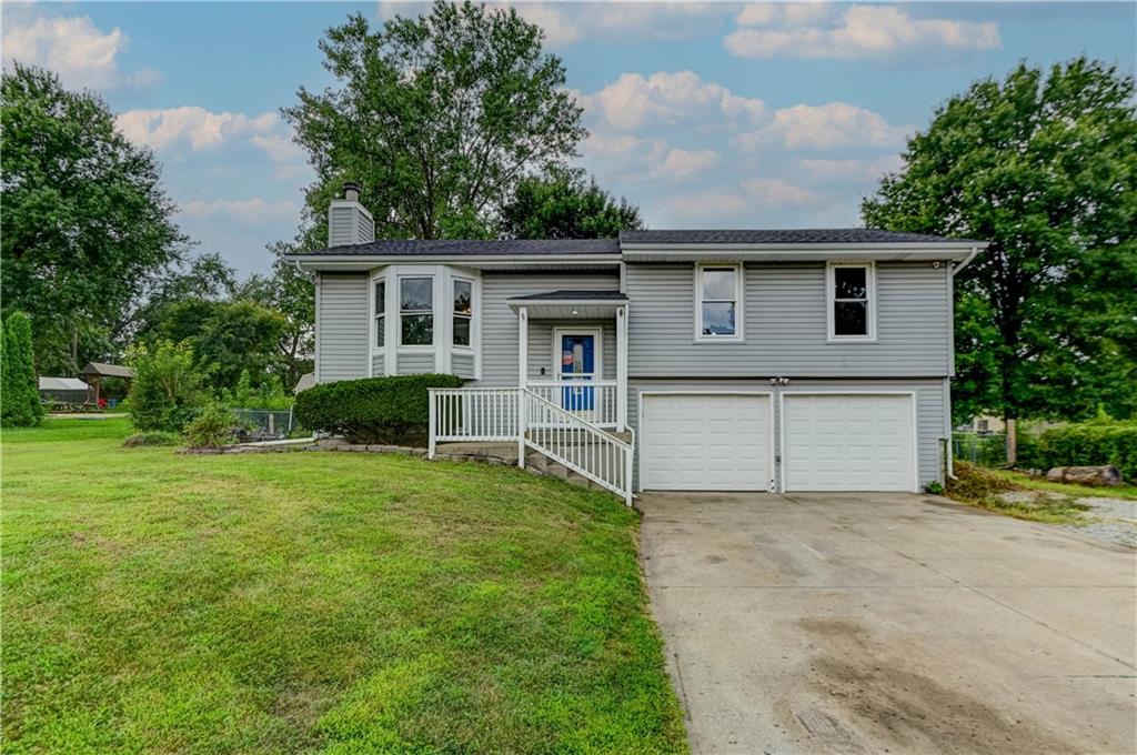 Photo of 10412 N Baltimore Avenue Kansas City MO 64155