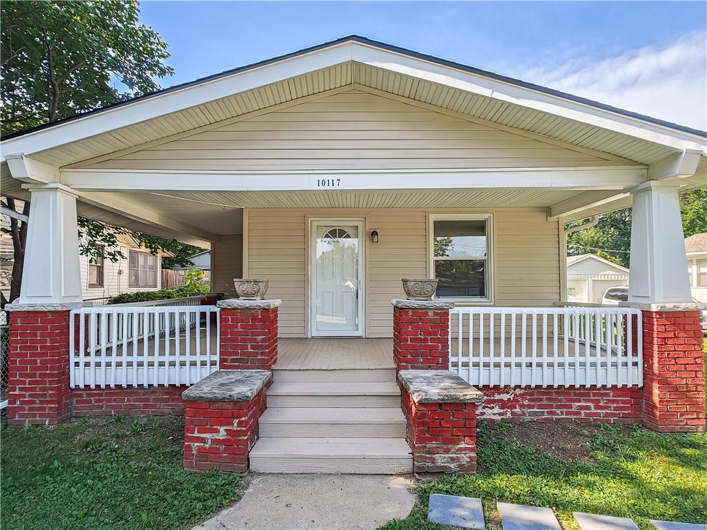 Photo of 10117 E 10th Street Independence MO 64053