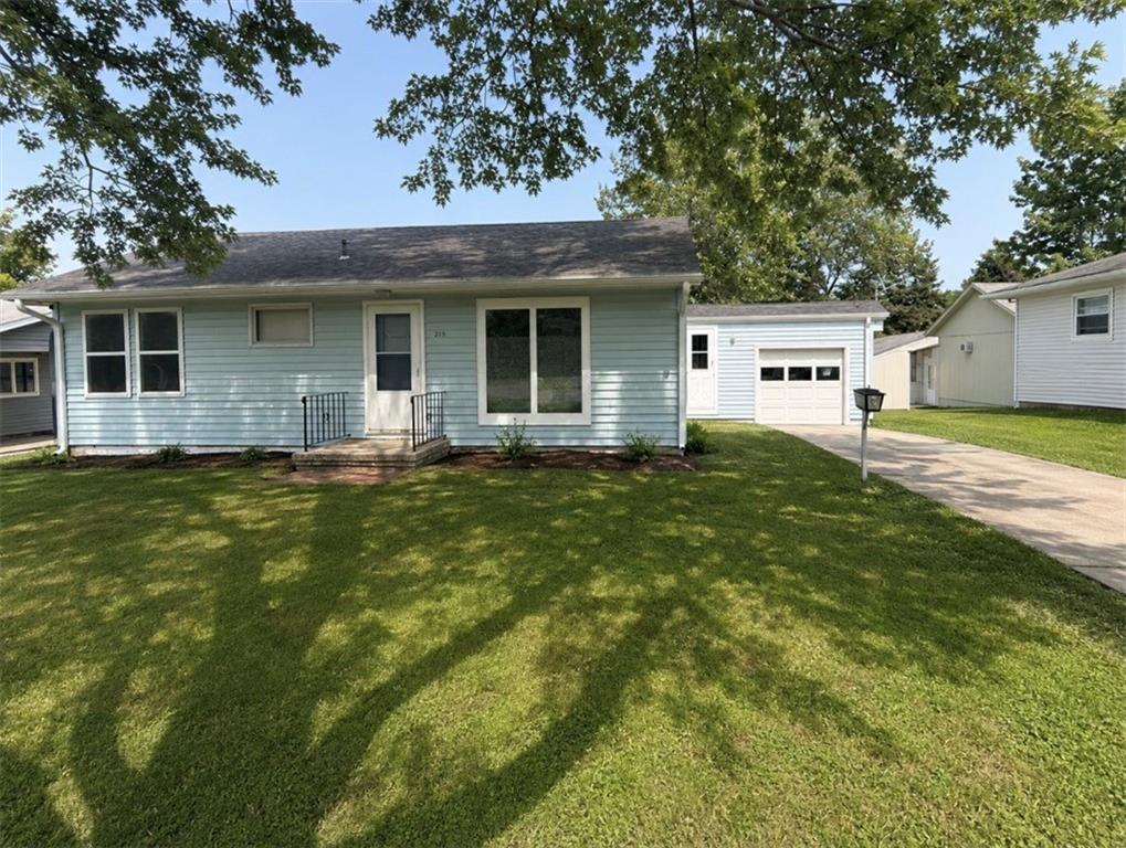 Photo of 215 S Frederick Street Maryville MO 64468