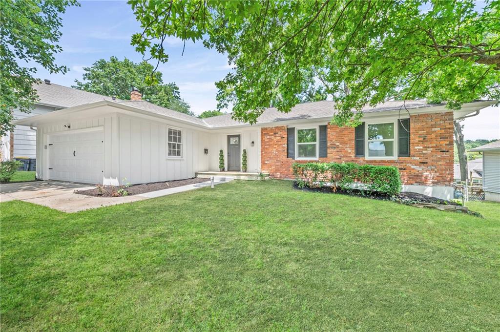Photo of 10443 College Avenue Kansas City MO 64137