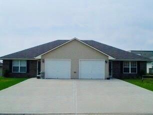 Photo of 1250 & 1252 NW Woodbury Place Grain Valley MO 64029