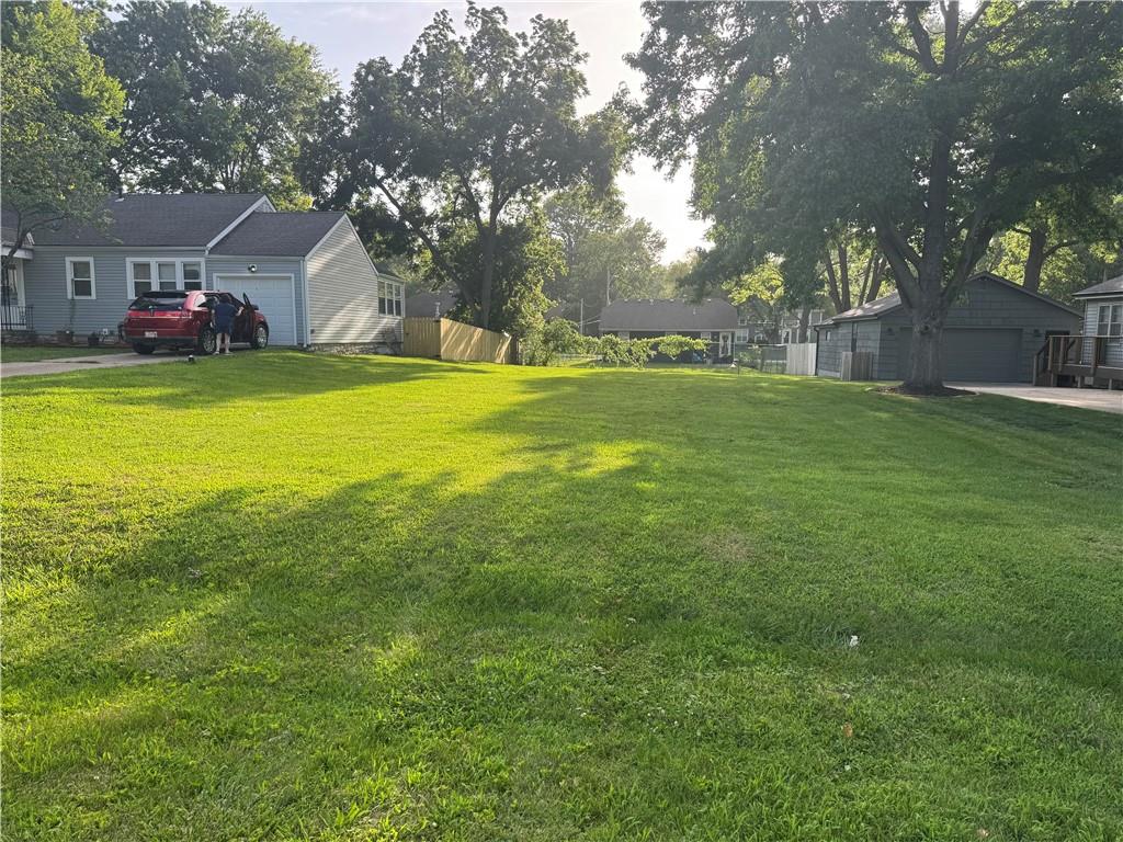 Photo of 13222 Cherry Street Kansas City MO 64145