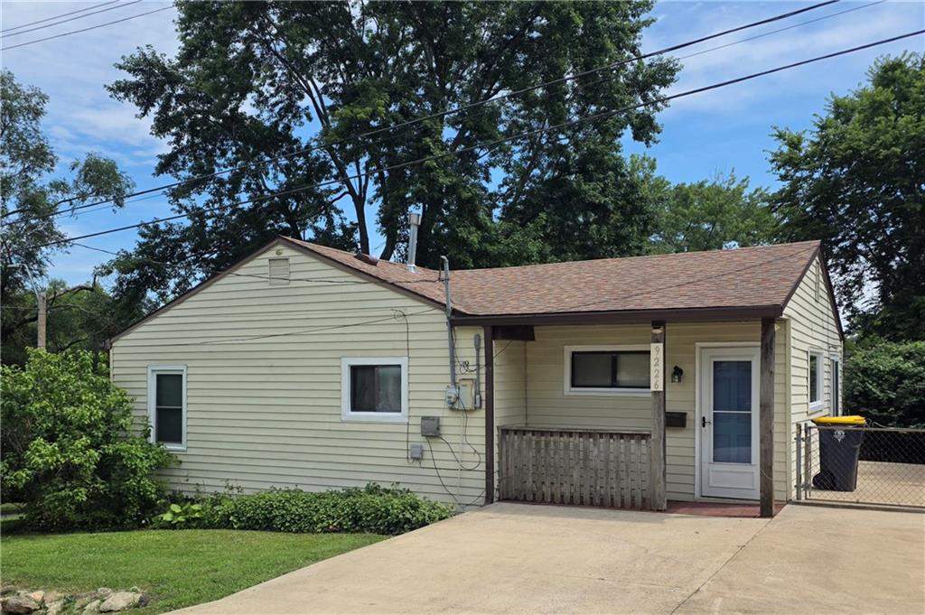 Photo of 9226 Walnut Street Kansas City MO 64114
