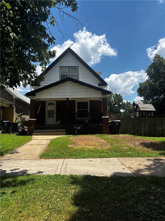 Photo of 433 OAKLEY Avenue Kansas City MO 64123