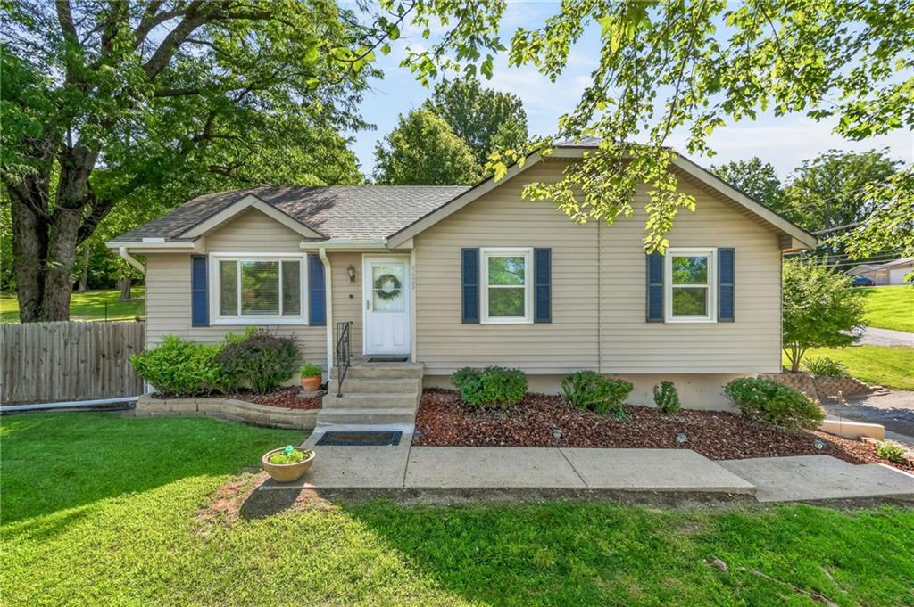 Photo of 4625 N Bennington Avenue Kansas City MO 64117