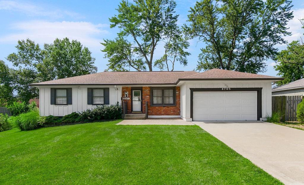 Photo of 8705 W 94th Street Overland Park KS 66212